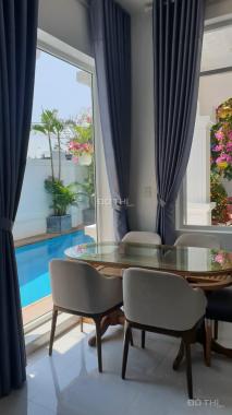 Bán biệt thự 270m2 Nguyễn Lữ có hồ bơi và hoa giấy giá rẻ 14,5 tỷ