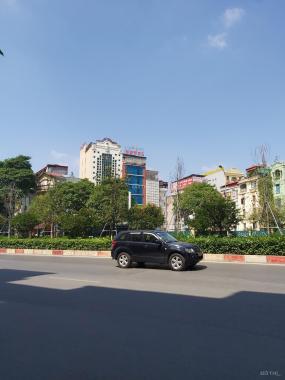 Bán nhà mặt phố Trần Duy Hưng, Cầu Giấy, 100m2, 7 tầng thang máy, mặt tiền 5.5m, giá hơn 40 tỷ