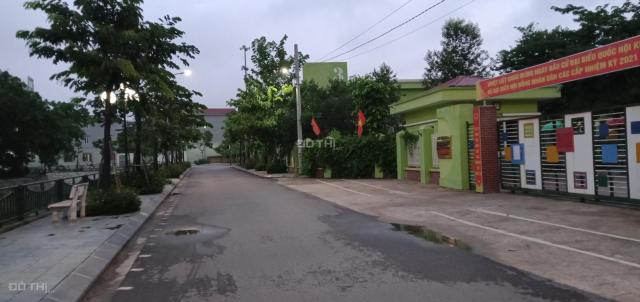 Bán đất tặng nhà 2 tầng cũ, tại làng Du Nội - Xã Việt Hùng - Huyện Đông Anh - Hà Nội