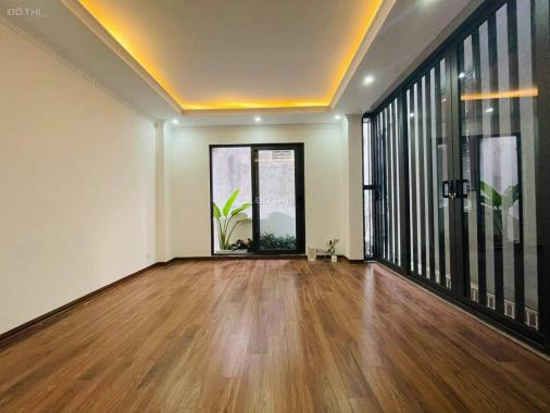 Nhà mới Khương Đình 6 tầng thang máy, 39m2, 3 mặt ngõ thoáng, sáng, 3 bước ra phố, giá 5.8 tỷ