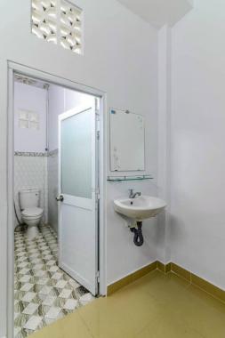 Bán nhà ngõ hẻm Đoàn Văn Bơ, phường 16, Quận 4, 36m2, 2T, 3.5 tỷ