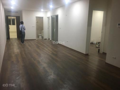 Cho thuê chung cư E4 Yên Hòa Park View, 110 m2, 3PN, 2WC, 12 tr/th. LH: 0981 261526