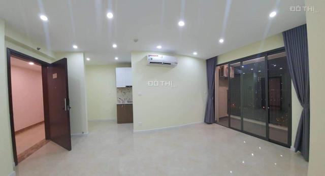 Cắt lỗ căn 2 PN 73m2 toà C1 ban công hướng Tây. Giá 3,7 tỷ Vinhomes D'Capitale