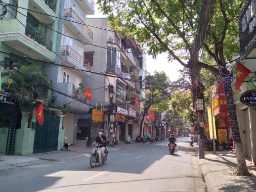 Bán nhà mặt phố Hoàng Văn Thái - KD, buôn bán sầm uất, 70m2, chỉ nhỉnh 15 tỷ