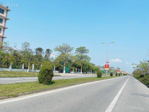 Chính chủ cần bán thanh lý lô đất 3 mặt tiền trung tâm thị trấn Quán Hành, cạnh Quốc lộ 1A