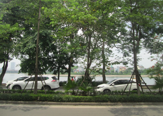 mặt phố Linh Đàm 60m2, view hồ cực mát và thoáng, kinh doanh sầm uất giá 15 tỷ
