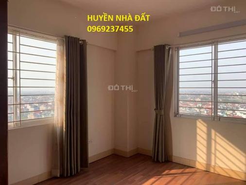 Bán căn hộ chung cư KDT Việt Hưng, Long Biên, Hà Nội diện tích 155.4m2 giá 17 tr/m2