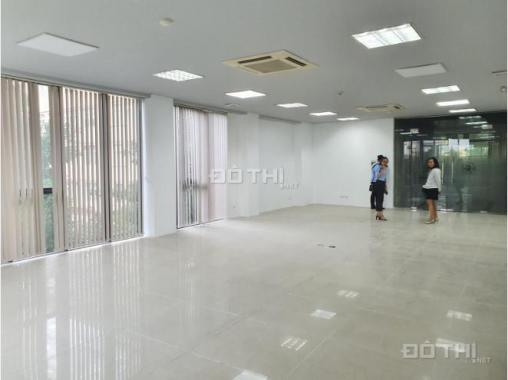 BQL cần cho thuê văn phòng tại tòa nhà 71 Phố Chùa Láng, Đống, Đa, Hà Nội. LH 0968530776