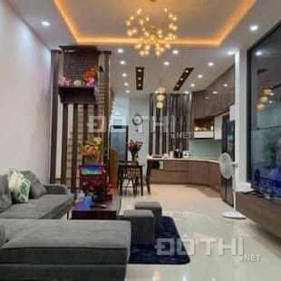 Bán nhà ngõ Nguyễn Ngọc Vũ Thanh Xuân 40m2 x 5T giá 4.1 tỷ LH 0902224679