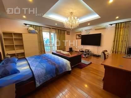 Chính chủ bán: Biệt thự TT Cầu Giấy 300m2 - hầm 4T ô tô 48 tỷ