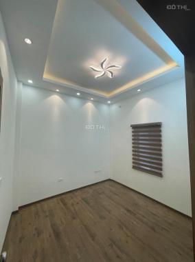 Nhà đẹp Minh Khai, ngõ thông, ô tô tránh 10m, 43m2 3.7 tỷ