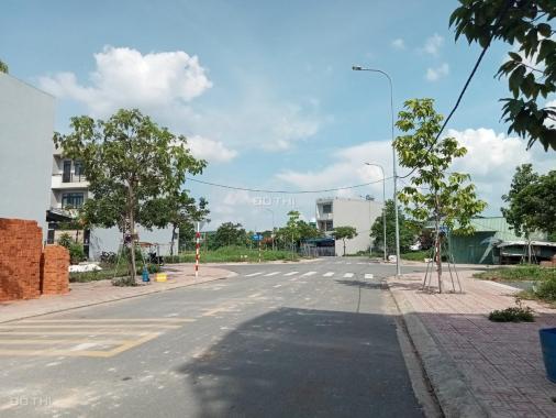 Đất kế mặt tiền Nguyễn Thị Tồn, sau công ty Pouchen, thổ cư 100%