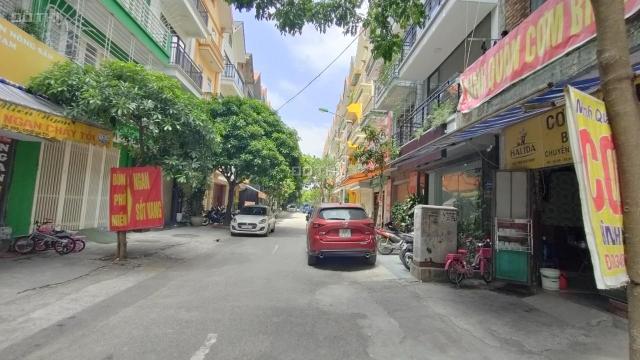 Cho thuê nhà đường Nguyễn Văn Lộc, Hà Đông, HN DT 75m2 5 tầng nhà mới hoàn thiện lại. Giá 20 tr/th