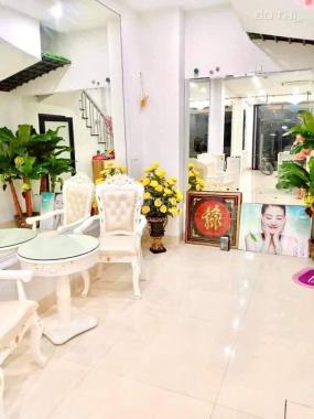 Mặt phố Phú Lương Hà Đông, kinh doanh đỉnh, nội thất đẹp, vỉa hè rộng, sổ nở hậu giá 6,1 tỷ