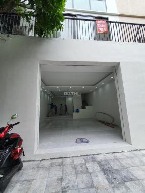 Cho thuê nhà đường Nguyễn Chánh, Cầu Giấy, HN. DT 80m2, 4 tầng có thang máy siêu tốc giá 47 tr/th