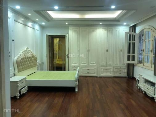 Chính chủ cần bán biệt thự KĐT Việt Hưng, 200m2 x 5T x MT 12,5m thang máy giá 22 tỷ