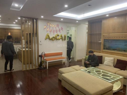 Cho thuê căn hộ 2 ngủ đồ cơ bản 8.5 triệu/ tháng CC New Horizon 87 Lĩnh Nam, Hoàng Mai, 0986204569