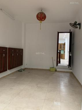 Cho thuê BT Trần Kim Xuyến, Yên Hòa, Cầu Giấy, Hà Nội. DT 160m2, 4T, nhà mới hoàn thiện, 45 tr/th