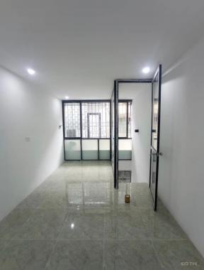 Nhà đẹp, 2 mặt ngõ thông, kinh doanh, quận Hoàng Mai: 38m2, giá 2,2 tỷ