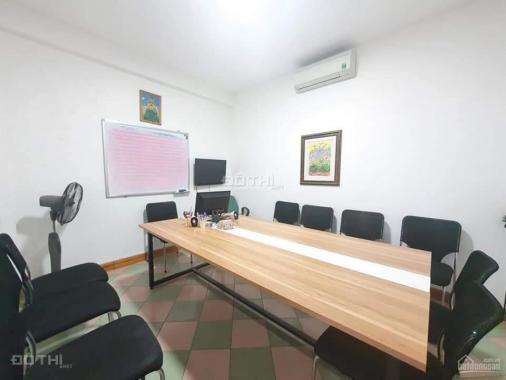 Bán nhà phố Nguyễn Ngọc Vũ Cầu Giấy 110m2 4 tầng mặt tiền 4,8m
