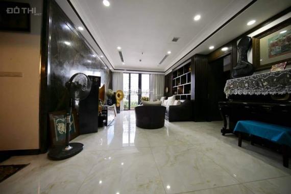 Chính chủ cần cho thuê ngay căn hộ Vinhomes Royal City R6 96m2 3PN đầy đủ nội thất cao cấp hiện đại
