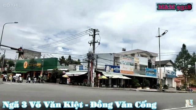 Bán nhà mặt tiền đường Đồng Văn Cống kế góc ngã tư đường Võ Văn Kiệt