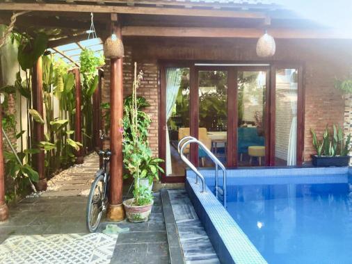 Cần bán căn villa nhà gỗ 3 phòng - hồ bơi siêu đẹp tại biển Tân Thành - An Bàng - Hội An