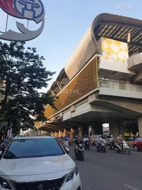 Bán nhà mặt phố Nguyễn Trãi giá bán 8.1 tỷ