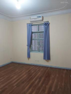 Cho thuê nhà tại Nguyễn Xiển, diện tích 70m2 x 5 tầng, giá 18tr/th