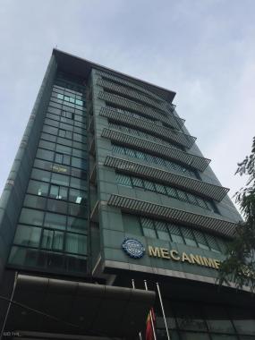 Cần bán nhà mặt phố Vũ Ngọc Phan, mặt tiền 7m, vị trí đẹp, hoàn thiện đầy đủ, đã có thang máy