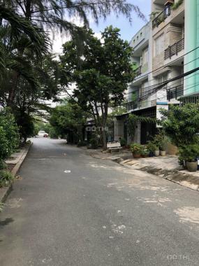 Bán nhà đường Nguyễn Duy Trinh khu 10ha gần chợ Tân Lập (100m2) 11 tỷ tel. 0918.481.296
