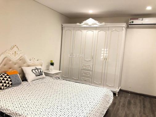 Cho thuê CHCC Indochina Xuân Thủy, 3PN, tầng trung, full nội thất đẹp, giá 18 tr/th, LH 0985024383