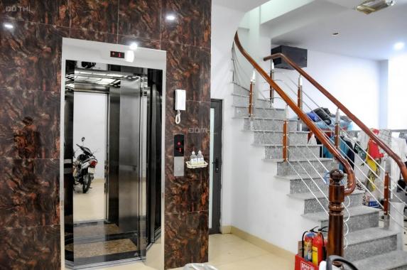 Bán nhà phố Lê Thanh Nghị, 8 tầng thang máy, doanh thu 150 triệu/tháng, giá 21 tỷ