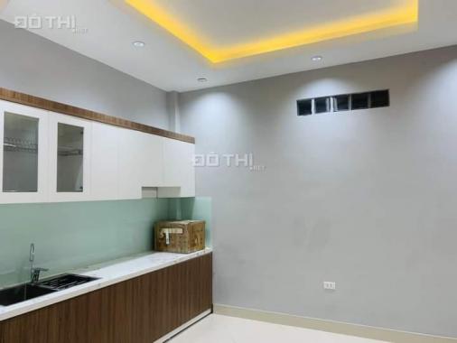 Siêu hót. Siêu phẩm Vĩnh Hưng ô tô đỗ cửa gần mặt phố bay nhanh nhanh nào 0915607881