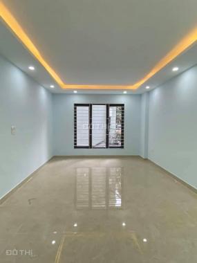 Cực sốc cho thuê nhà 55m2 x 7T có thang máy kinh doanh đẹp. Giá 10 triệu/th (mùa dịch)