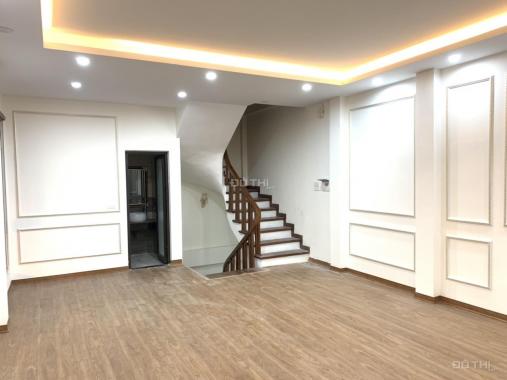 Bán nhà Hoàng Hoa Thám, Thụy Khuê, Ba Đình 40m2 x 5 tầng mới giá 4.65 tỷ