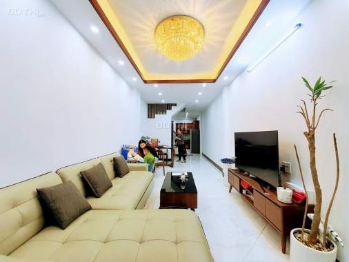 Hoàng Mai Quận chỉ 5 tỷ nhà 50m2 5 tầng - mặt ngõ kinh doanh - gara ô tô - nhà mới ở luôn