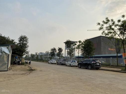 Đất khu công nghệ cao Hòa Lạc vuông vắn nhỉnh 100m2 ô tô tránh siêu rẻ - Phú Cát Phi Nhung