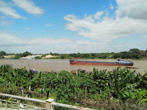 Hiếm! Bán đất Giang Biên, view trực diện sông Đuống, 60m2, giá 2.95 tỷ
