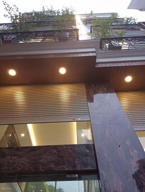 Lò Đúc từ tầng 2 DT 50m2, 7 tầng thang máy, mặt tiền rộng, 10m ra mặt phố