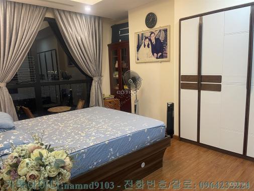 Cho thuê căn 3PN full nội thất chung cư Royal city