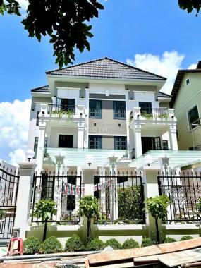 Bán biệt thự siêu đẹp Nguyễn Văn Linh, P. Bình Thuận, Quận 7 giá 42,3 tỷ