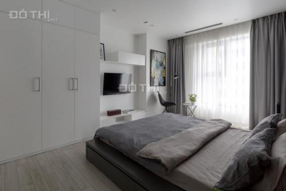 Cho thuê căn hộ 2 phòng ngủ chung cư Vinhome Metropolis đã đầy đủ đồ nội thất. Lh 0986261383