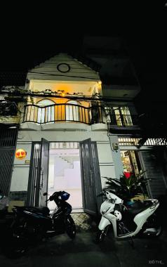 Bán nhà Phan Huy Ích, đường rộng 8m, liền kề chợ tiện kinh doanh, hỗ trợ vay ngân hàng