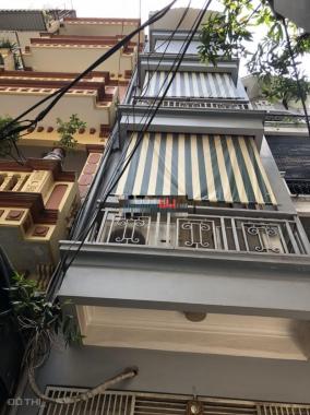 Cho thuê nhà Nguyễn Khả Trạc 4 tầng, đủ đồ, oto đỗ cửa ở làm vp, bán hàng online