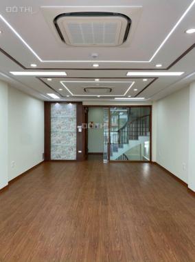 Bán nhà riêng tại Phố Hoàng Cầu, Phường Láng Hạ, Đống Đa, Hà Nội diện tích 50 m2 giá 16,6 tỷ