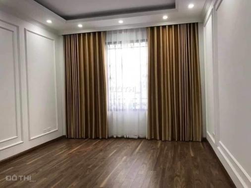 Bán gấp nhà Chiến Thắng - Hà Đông, phân lô, ô tô đỗ cửa, 40m2, giá 5.7 tỷ 0889573386