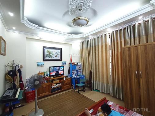 Bán nhà mặt phố Hương Viên 40m2 mặt tiền 4,6m vỉa hè chỉ 195tr/m2