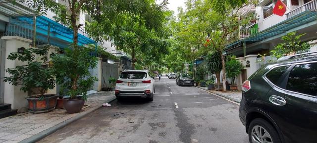 Bán gấp nhà khu đô thị Văn Phú, Hà Đông ô tô tránh vỉa hè, KD, DT 86m2 x 4T MT 4.5m chỉ 9 tỷ