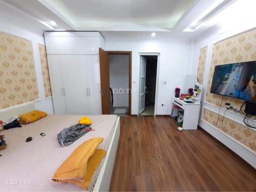 Bán nhà Yên Xá, 33 m2, lô góc, 4 tầng, giá 2,6 tỷ